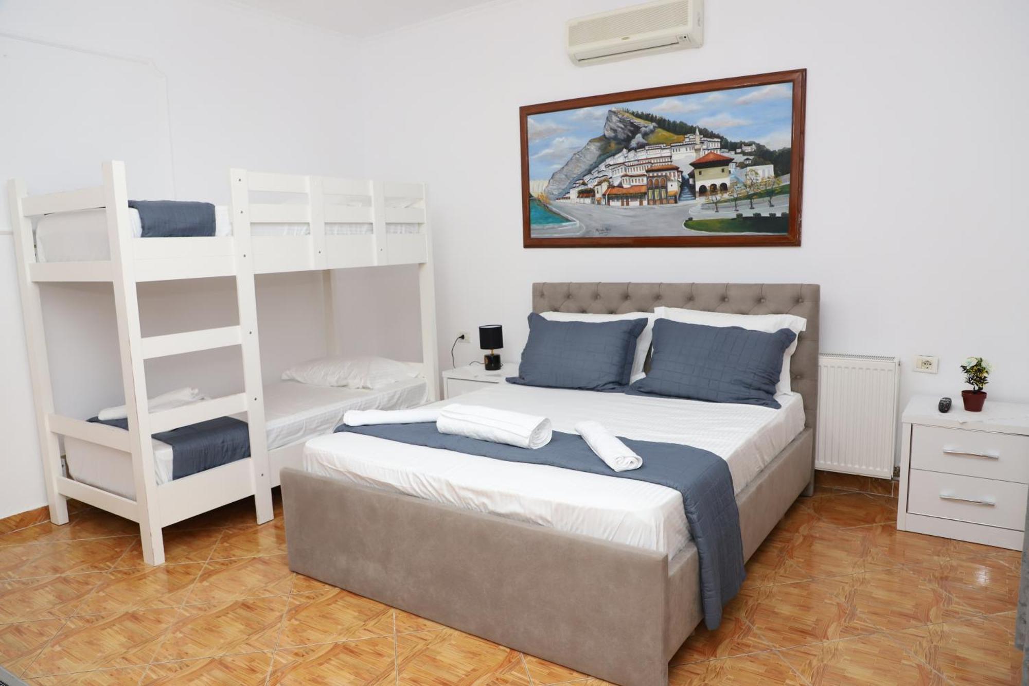 Apartment Xheison Berat Exterior photo