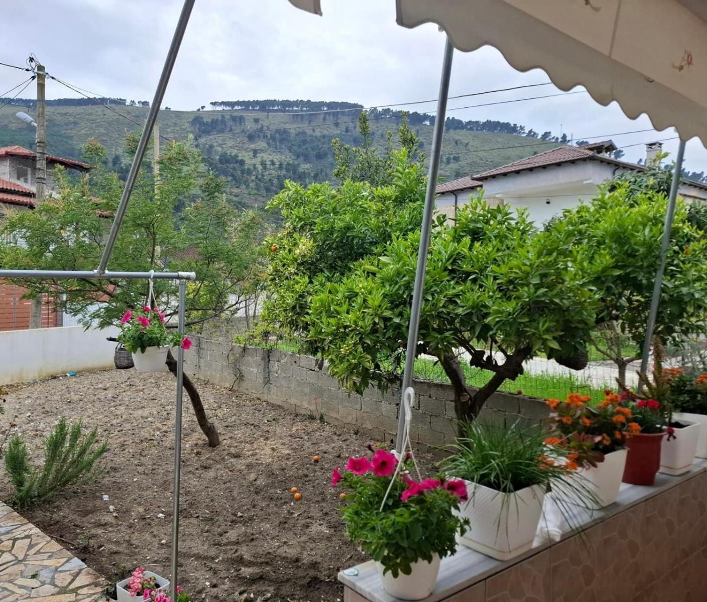 Apartment Xheison Berat Exterior photo